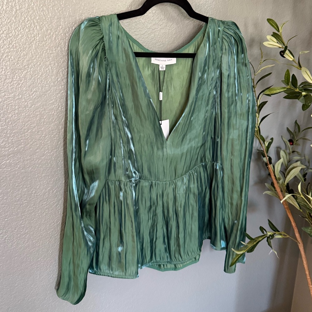 Something Navy Iridescent Peplum Style Green V-Neck Blouse